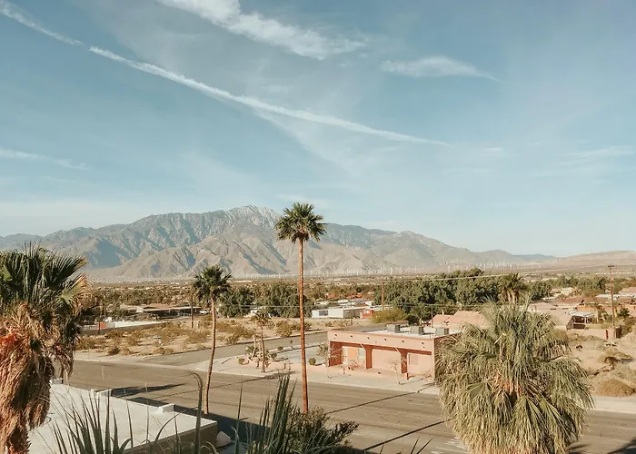 Palm Springs City Center Hotels