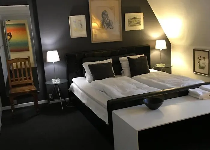 Guest Rooms Harbor View