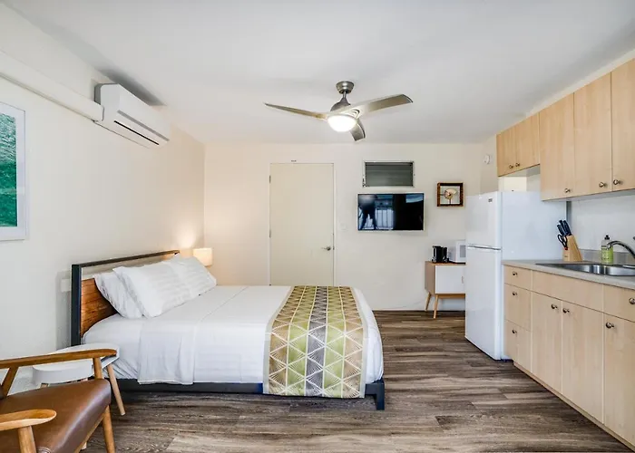 Aparthotels in Honolulu