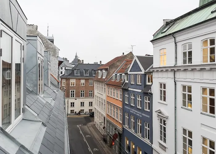 Perfect Apartments In Superb Location By Stroget, The Metro & Attractions