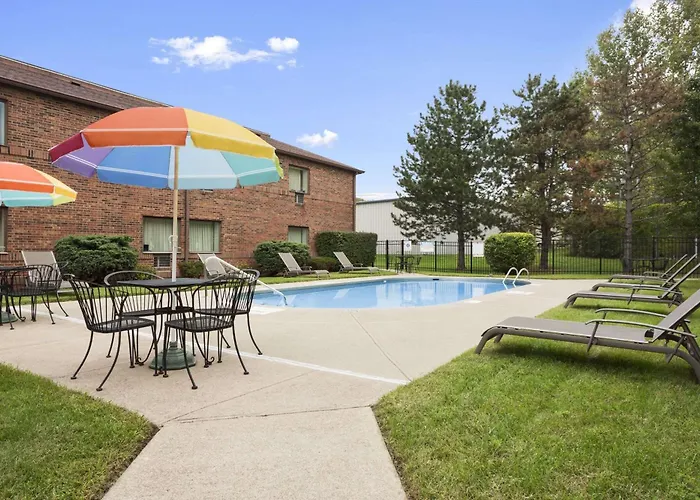 Middletown Beach hotels