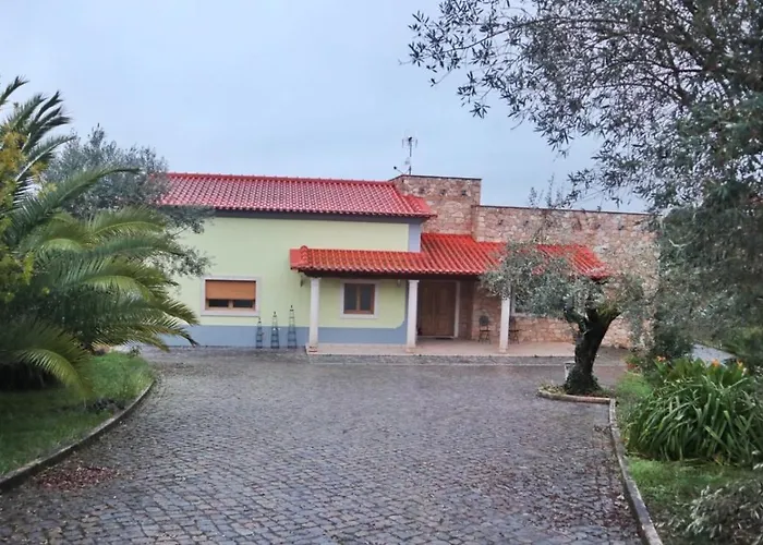 Villa do Alqueidão
