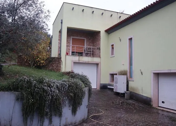Villa do Alqueidão