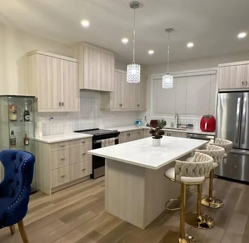 Luxury Home Away From Home, A Villa With 3 Bdrm And 3 Bath
