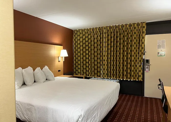 Sweetwater Beach hotels