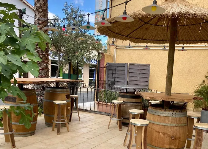 Hôtels de Vias qui acceptent les chiens