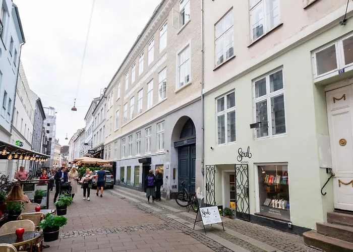 Charismatic Apartments In Copenhagen Old Town