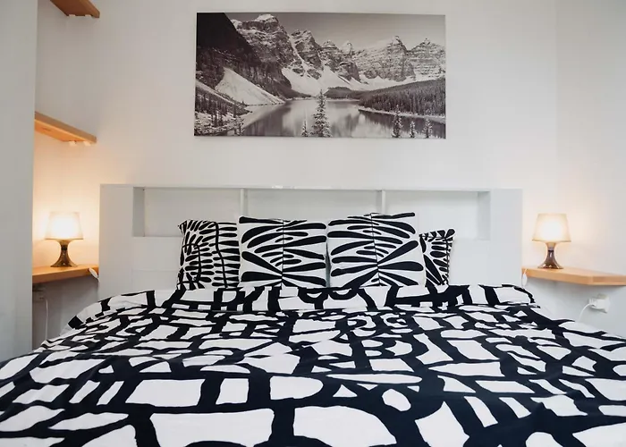 Seasons Stay Bansko- Mountain View Apartment