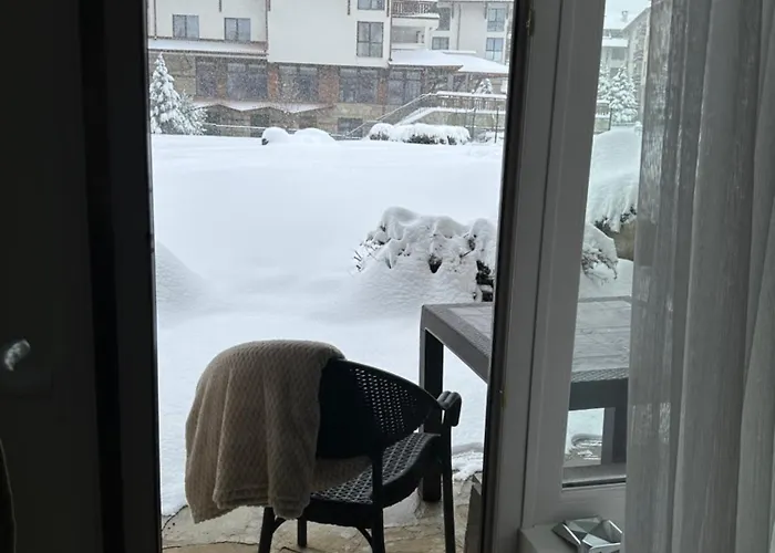 Monarx Suites 1113