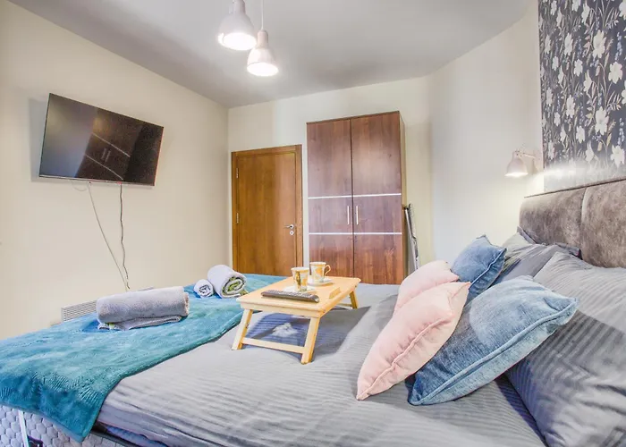 Cosy Apartment On The Lift