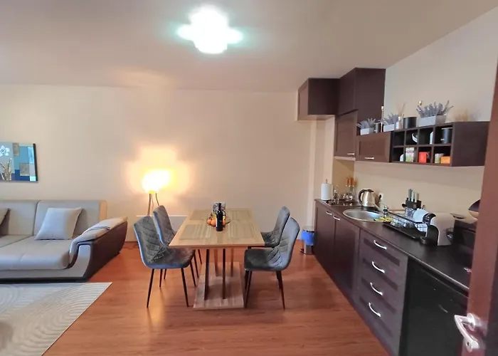 Apartment Melania In Complex Royal Towers