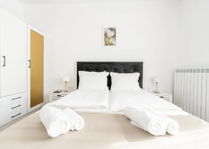 Apart House Ema 2