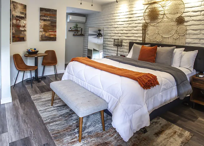 Hotel California -a Town&Desert Boutique Hotel
