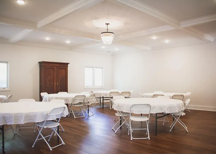 Paducah City Center Hotels