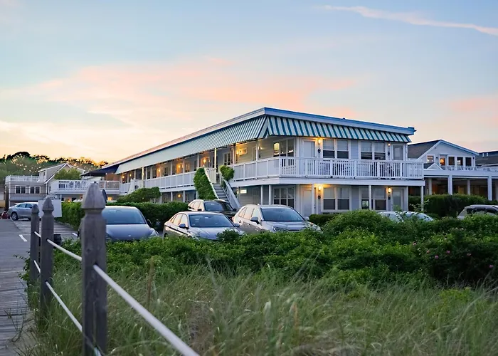 Old Orchard Beach Resorts and Hotels with Waterparks