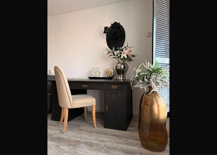 Hotels aan het strand in Urk