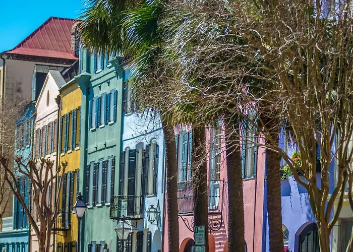 Charleston Beach hotels
