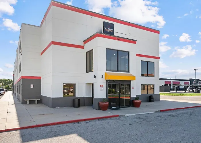 Wichita Golf hotels