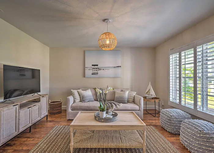 Naples Beach hotels
