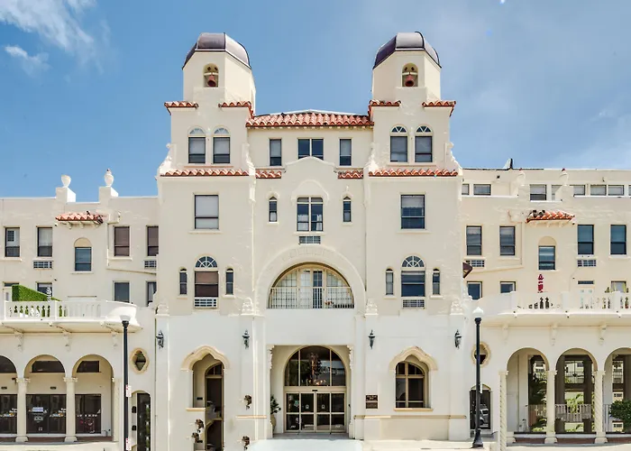 Palm Beach Hotels