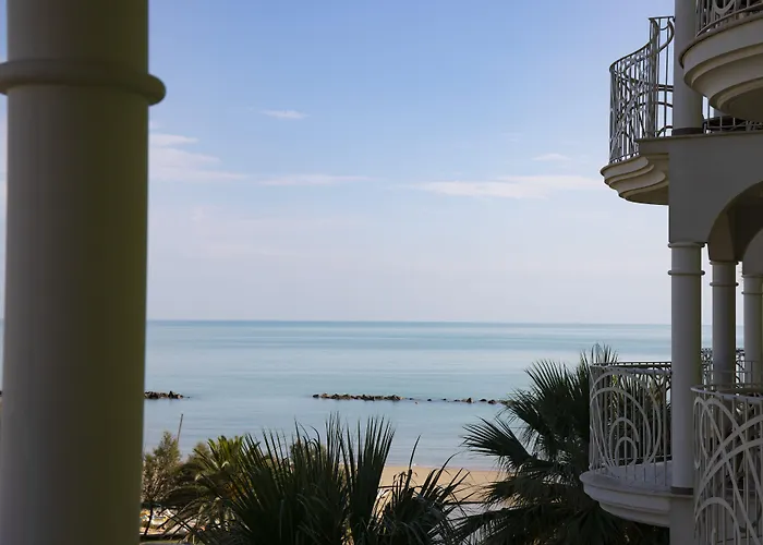 Hotel sulla spiaggia a San Benedetto del Tronto