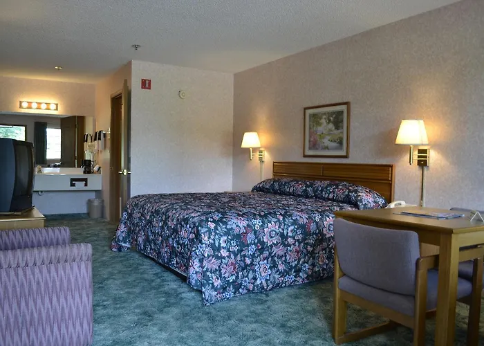 Eureka Springs City Center Hotels